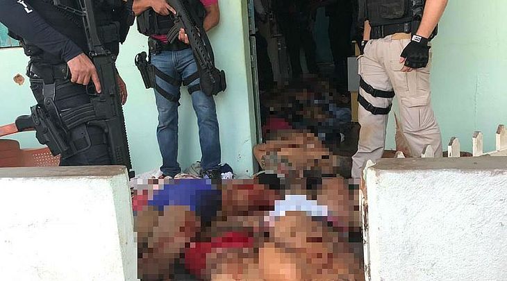 Resultado de imagem para Onze suspeitos de assalto a banco em Ãguas Belas morrem em operaÃ§Ã£o policial em Santana do Ipanema, AL