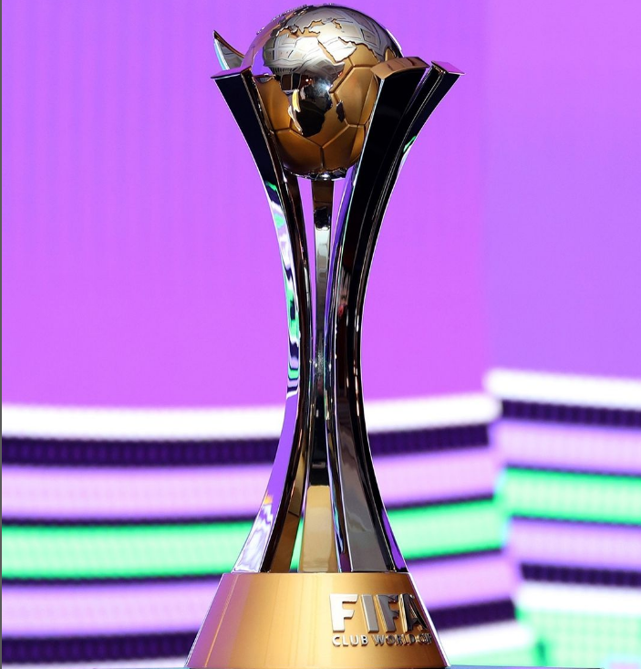 Mundial de Clubes da FIFA Japão – 2015: apresenta novo emblema oficial e  entra em contagem regressiva - CONMEBOL