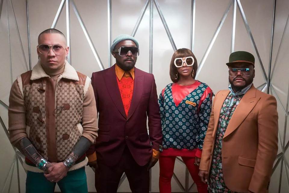 Web enlouquece ao descobrir que cantor do Black Eyed Peas é cego