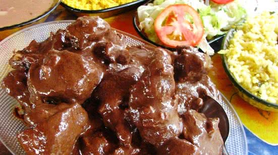 Imagem Galinha ao molho pardo, onde achar