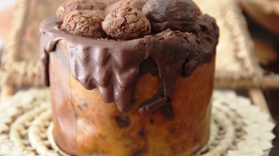 Imagem Panetone de chocolate sem açúcar, mas é doce!