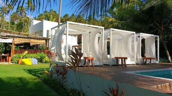 Imagem Amores e sabores na praia do Camacho