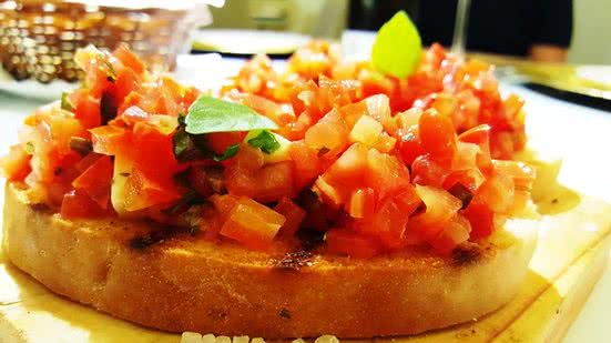 Imagem Cozinha italiana com arte