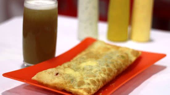 Imagem Pastel de 22 cm, danado de bom