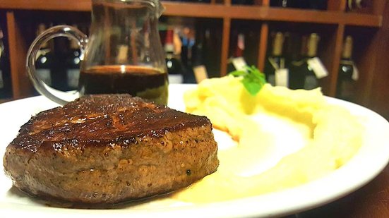 Imagem Filé ao vinho, com afeto