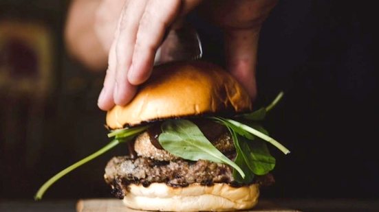 Imagem Novo hambúrguer do chef Serginho