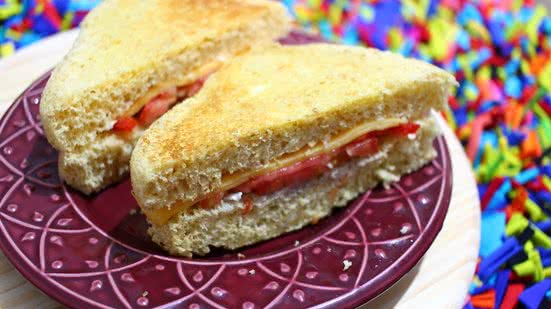 Imagem Pão de aveia do chef Thawã, líder de março