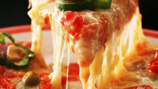 Imagem Dia da pizza, comemore em casa