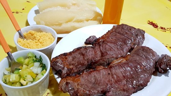 Imagem Ferreira, famoso churrasqueiro do Santo Eduardo