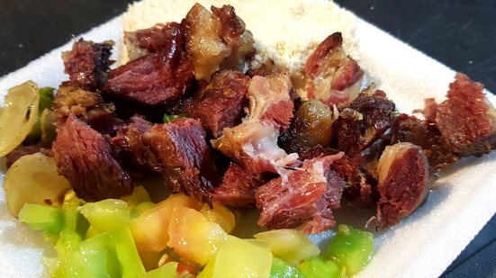 Imagem Tem churrasquinho de charque