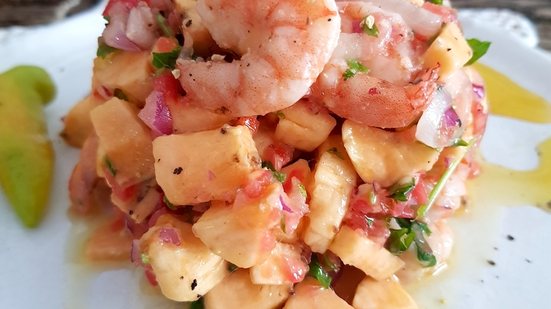 Imagem  Vinagrete de banana da terra com camarão