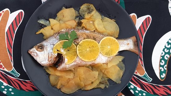 Imagem Carapeba ao forno com laranja e limão