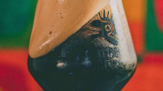 Imagem Um abraço negro