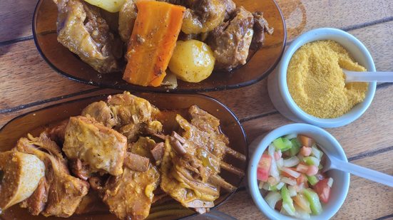 Imagem Os deliciosos guisados do Milton