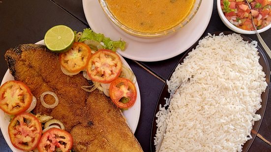 Imagem Peixe com pirão, a gloria