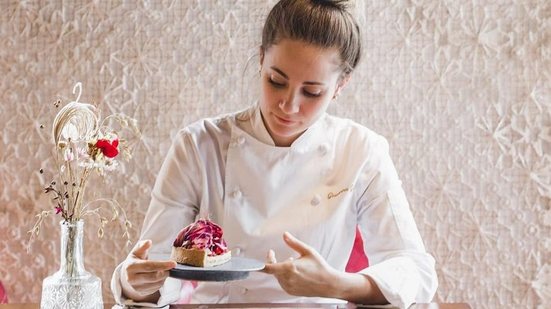 Imagem Alagoana Gio é eleita chef revelação em Sampa