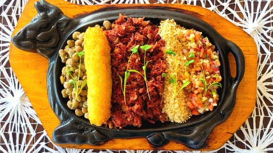 Imagem Arrumadinho de charque bem aprumado