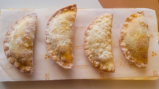 Imagem Pastel de festa, manjar da Cil