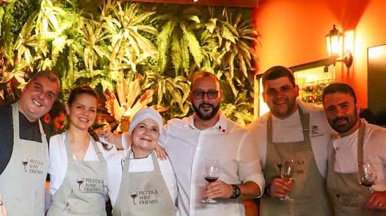 Imagem Amigos do vinho no Piccola