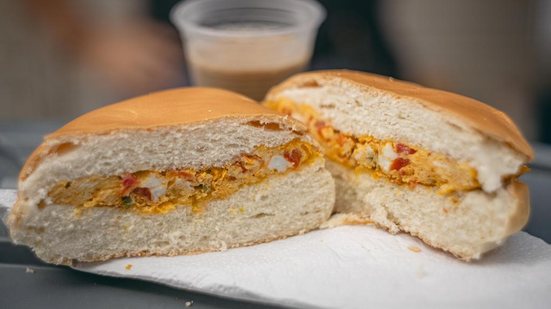 Imagem Melhor pão com ovo é da Rose