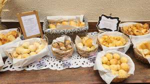 Imagem Os irresistíveis pães do Sá Menina