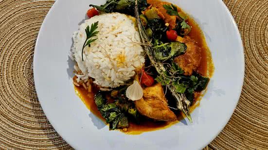 Imagem Frango com quiabo, executivo “minheirin” bão!