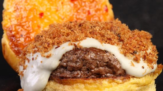 Imagem Hambúrguer da Elis Regina, homenagem saborosa