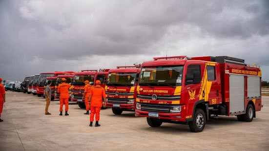 Imagem Incêndio atinge quarto de apartamento enquanto família dormia, na parte alta de Maceió