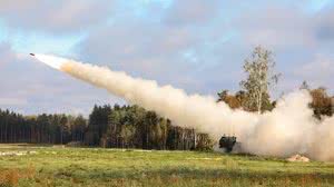 Sistemas de Mísseis Táticos do Exército, ou ATACMS - U.S. Department of Defense