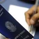 Interessados devem comparecer ao Sine Maceió, localizado na Rua do Livramento, 468, Centro, 2º piso do Shopping Popular - Foto: Agência Brasil