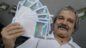 O baiano Enock Góes sonha em comprar um time de futebol em sua terra natal - Foto: Joédson Alves/Agência Brasil