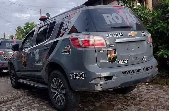 Traficante é preso com 12,7 kg de maconha prensada após ser abordado em carro, no Petrópolis
