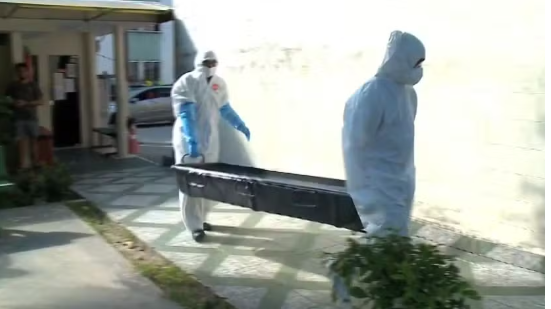 Corpos de duas idosas foram encontrados dentro de apartamento na Cambona - Foto: Reprodução