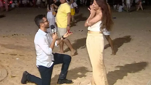 Cardoso simulou uma entrevista com então namorada, Larissa Nathália de Souza Santos, que falava sobre seus desejos para novo ano. - Foto: Reprodução