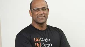 Imagem Luciano Quirino, da Agência Artecetera, faz idade nova