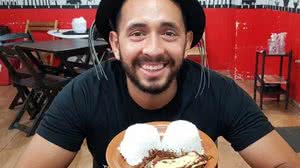 Imagem Descubra o que Rodolfo come além do cuscuz de arroz