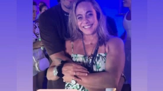 A gente se gostou e está se conhecendo, diz Cissa Guimarães sobre affair com cantor do Timbalada - Reprodução / Instagram