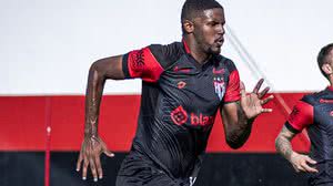 Marcão pertence ao Atlético-GO e foi emprestado ao CSA - Crédito: Ingryd Oliveira / Atlético-GO