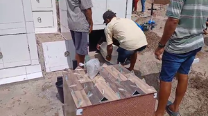 Sepultamento aconteceu em cemitério da a Zona Rural de Dois Riachos - Foto: Reprodução