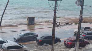 Maceió registou diversos pontos de alagamento e ocorrências na manhã desta quarta-feira (05) - Cortesia