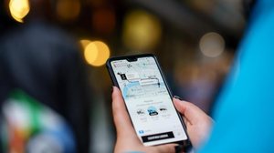 Aplicativos de transporte e delivery fazem parte do dia a dia de milhões de brasileiros - Foto: Procon AL