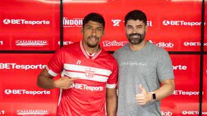 Luis Segovia, à esquerda, e Ari Barros, à direita - Crédito: Franscisco Cedrim / CRB