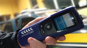 PRF/AL prende homem por embriaguez ao volante, em Junqueiro - Foto: Cortesia/PRF