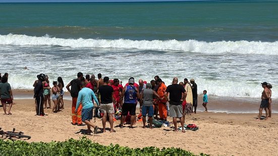 Bombeiros tentaram reanimar o homem, sem sucesso. - Foto: Reprodução