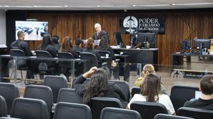 Júri popular acontece nesta terça-feira (25), na 7ª Vara Criminal, no Fórum do Barro Duro, em Maceió - Foto: Cortesia/Ascom MPAL