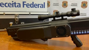 PF descobre importação de armas de guerra para o tráfico do RJ; entregas eram feitas pelos Correios e transportadoras - Foto: Reprodução/TV Globo