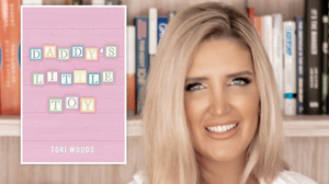 Imagem Escritora de ficção erótica é presa por publicar livro sobre homem com desejo por criança de 3 anos