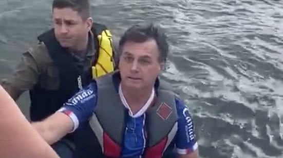 Imagem MPF arquiva inquérito contra Bolsonaro por suspeita de importunação a baleia