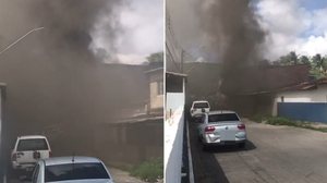 Moradores gravaram o momento em que o fogo consumia parte da casa - Reprodução / Redes sociais