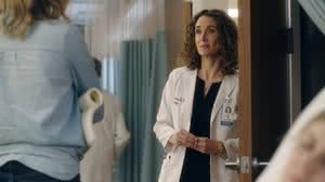 Imagem O Residente: um desafio médico e uma investigação perigosa no episódio deste domingo